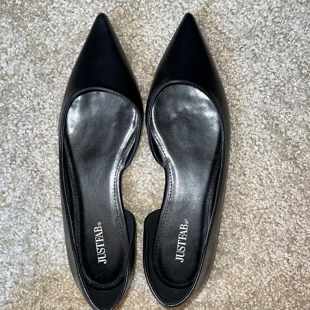 Just Fab black flats